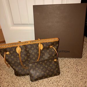 Louis Vuitton neverfull (re-listed)